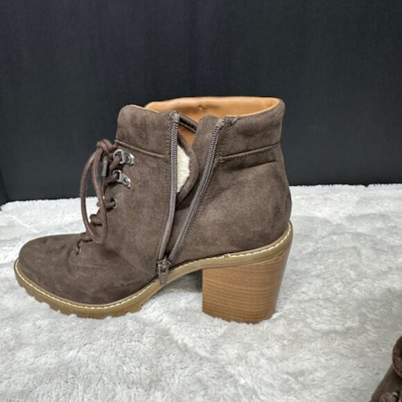 Universal Threads Chunky Heel Boots Woman's 9.5 - Picture 7 of 12